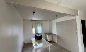 Création d'un faux plafond avec spots intégrés à destination de la salle à manger 