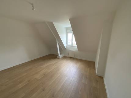 Chambre rénovée et isolée Beaurains