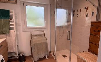 Création d’une salle de bain dans un ancien garage à Damgan