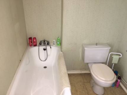 Ancienne salle de bain avant travaux de rénovation - Nantes 44