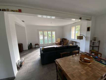 Rénovation de maison avec ouverture de mur porteur entre cuisine et salon - Léojac 82230