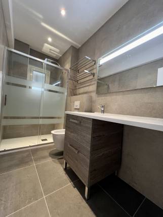 Pose de carrelage de salle de bain Fréjus