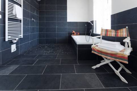 Carrelage noir grandes dalles