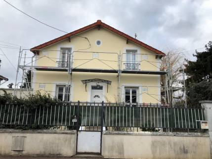 Pose de l'isolation thermique par l'extérieur (Yerres 91330)