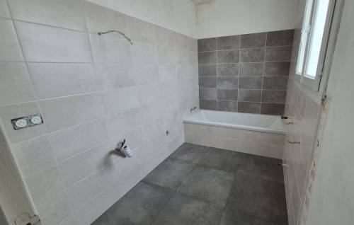 Rénovation de salle de bain en cours - Pornic 44210