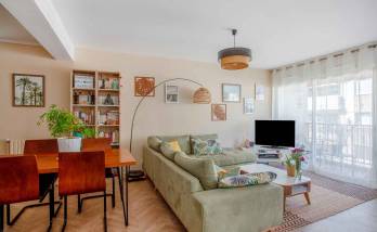 Rénovation d'un appartement avec cuisine ouverte sur l'espace séjour, Lyon 