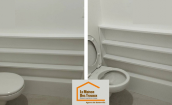 Armoire Ouverte a coté de toillette pour le stock