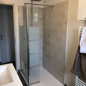 Aménagement salle de bain d'une maison neuve - Aurore Rothon-Gasc - La Maison Des Architectes