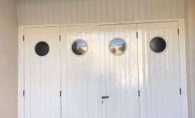 Entrée de garage propre et épurée