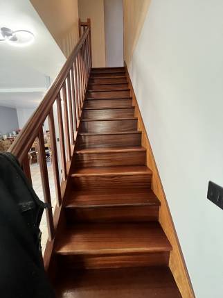 Escalier avant rénovation