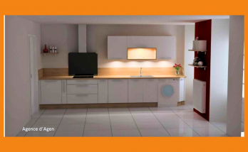 Découvrez cette cuisine rénovée entre Bon-Encontre et Saint-Caprais-de-Lerm avec un carrelage lumineux posé par La Maison Des Travaux d’Agen.