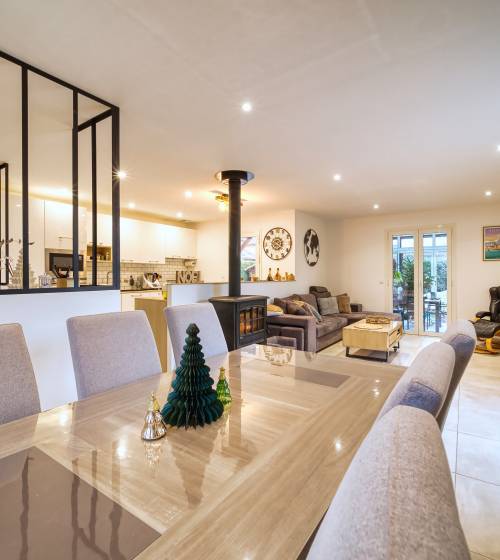 vue d'ensemble de la nouvelle pièce à vivre