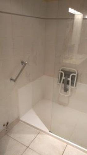 Rénovation de salle de bain PMR dans l'Orne