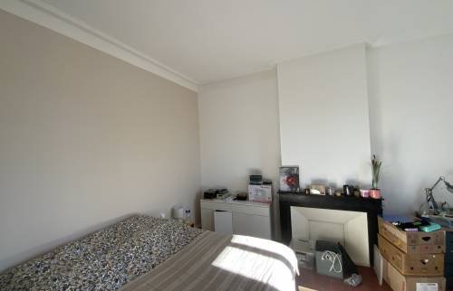 Chambre rénovée maison La Maison Des Travaux Ales