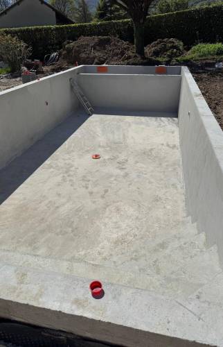 Construction - rénovation de piscine 