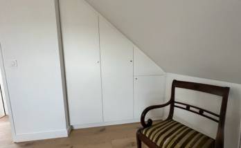 Le dressing sur mesure dans la chambre
