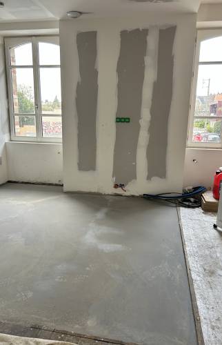 Place vue 1 – Vue de l’espace libéré après la suppression de l’ancien WC.