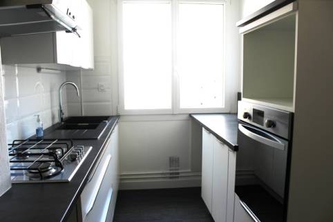 Rénovation d'appartement avec nouvelle cuisine moderne équipée - Les Arcs 83