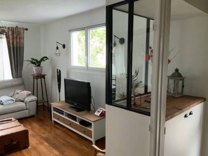 Verrière d'entrée avec meuble de rangement