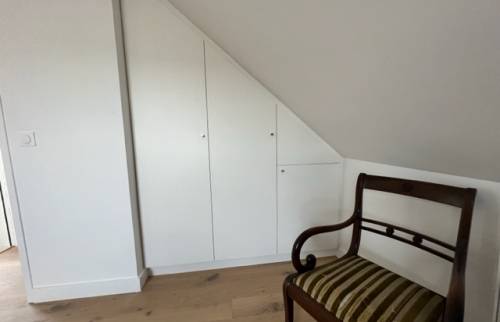 Le dressing sur mesure dans la chambre