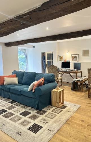 Salon rénové et modernisé à Bruz