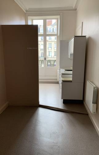 Avant travaux - Cuisine obsolète