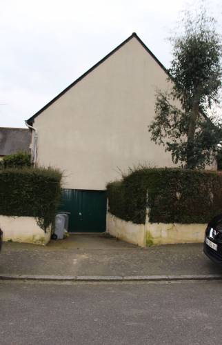 Porte de garage avant à Aubière 