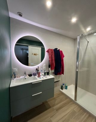 Salle de bain après la rénovation