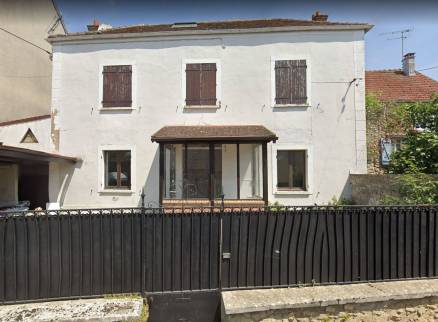 Maison avant travaux de ravalement de façade - Solers 77111