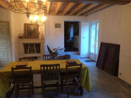 Rénovation de la salle à manger avec une pose de carrelage à Caen