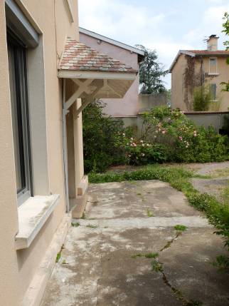 Vue des exterieurs avant travaux