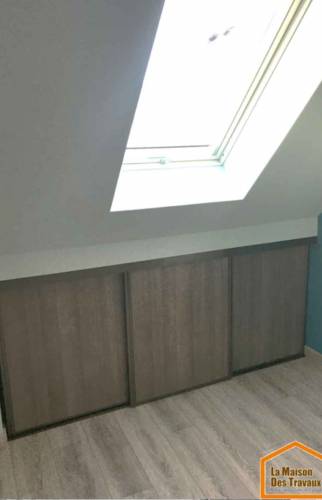 rangements avec portes coulissantes