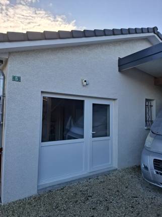 Garage transformé en espace habitable - Certines 01240