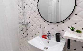 Création petite salle d'eau complémentaire à salle de bain centrale en pavillon - Camaret-sur-Mer (29570)