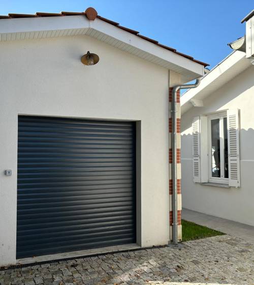 Construction garage