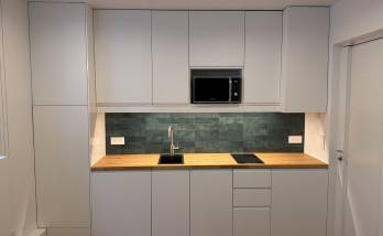 Studio rénové à proximité des Champs-Élysées avec kitchenette intégrée