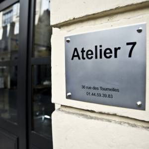 La façade du salon de coiffure