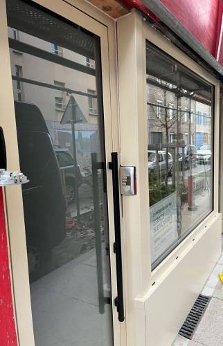 Rénovation de portes et fenêtres à Montbrison ( 42147)