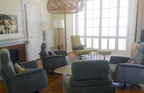 Aménagement du salon - Rénovation appartement à Saint-Enogat