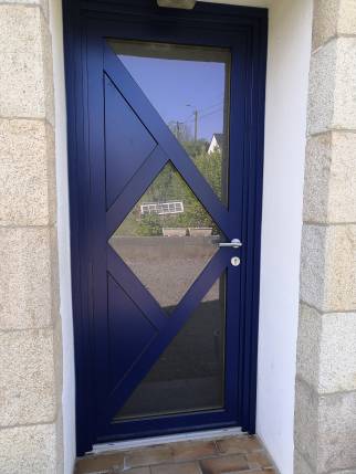 Nouvelle porte d'entrée aluminium