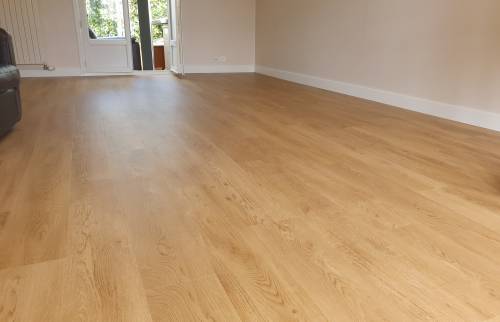 Installation d'un parquet PVC clipsable