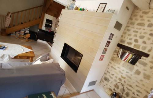 Les organes de commandes à droite du foyer - Appoigny (89)