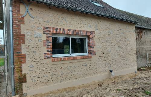 Façade en pierre vue