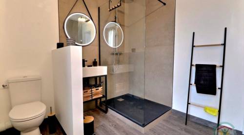 Création de salles d'eau pour chambres d'hôte à La Gouesnière