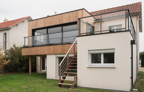 Surélévation de 20 m² aux Sorinières en Loire-Atlantique et création d'un toit terrasse