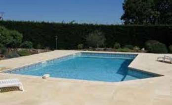 Construction d’une piscine à Fargues saint hiliaire
