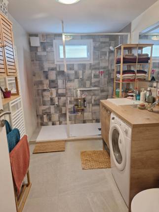 Agrandissement de maison avec création d'une salle de bain - 44