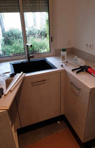 Arrière cuisine en cours de travaux