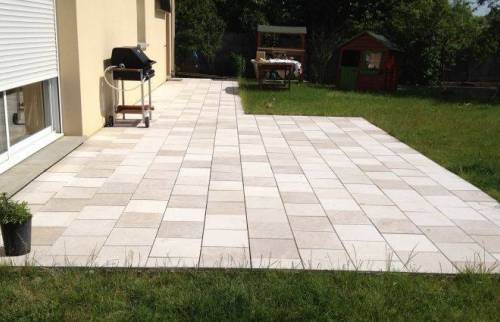 Aménagement de terrasse en pierre naturelle - Meaux - 77100 -