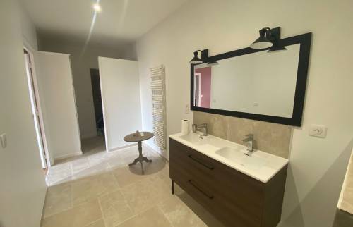 Rénovation de salle de bain a Neuillac 